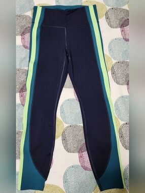 Womens Athleta Crunch 7/8 Tights